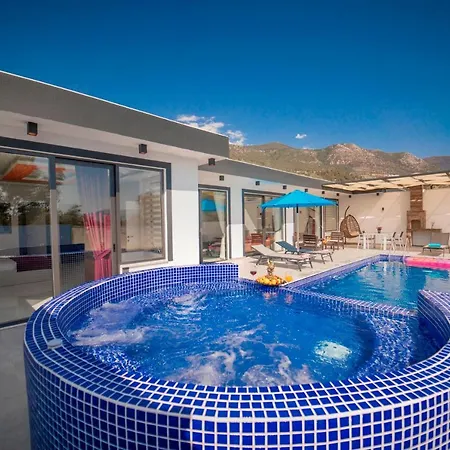 Villa Tarhan 1 - 2 Bedroom With 2 Jacuzzi In Kalkan *
