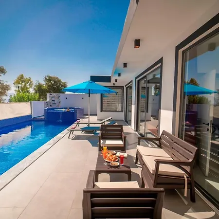 Tarhan 1 - 2 Bedroom With 2 Jacuzzi In Kalkan * Caykoy